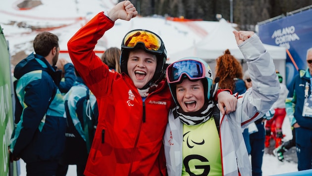 Veronika Aigner und ihr Guide Lilly Sammer (rechts) dürfen über Gold jubeln.