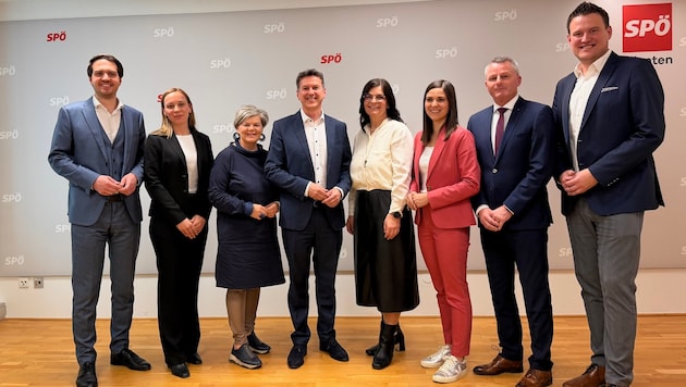 Dieses Team wurde am Dienstag von SPÖ-Chef Daniel Fellner (Bildmitte) vorgestellt.