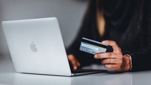 Salzburger verloren viel Geld an Krypto-Betrüger.