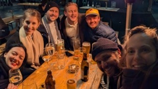 Party ohne eigenem Tschick-Packerl, jedoch mit etwas Qualm