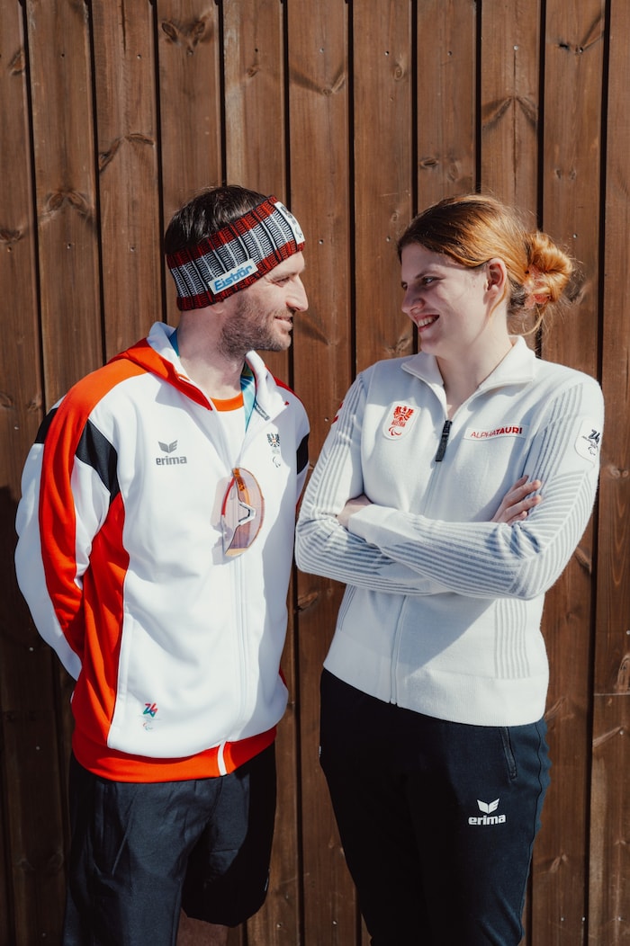 Im Slalom und im Riesentorlauf wird Veronika Aigner mit Eric Digruber als Guide an den Start ...