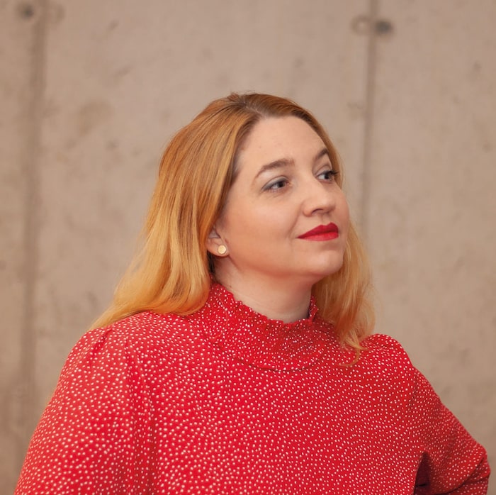 Autorin Katrin Bernhardt macht Mädchen und Frauen Mut: „Zögert nicht, den ersten Schritt zu tun. ...