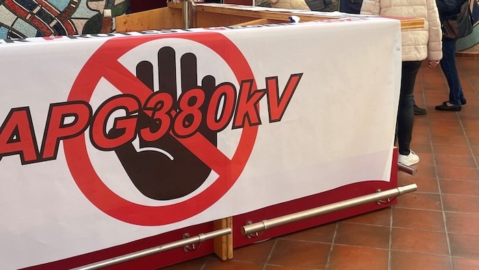 Klares Statement beim Eingang zur Informationsveranstaltung im Volkshaus.