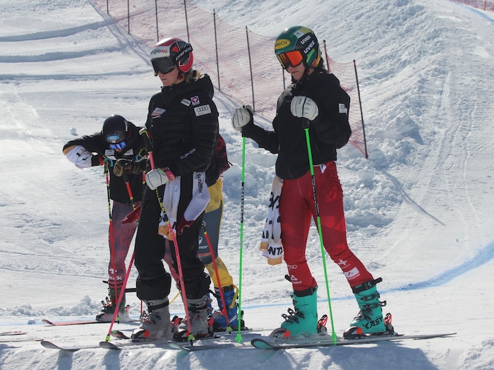 Die ÖSV-Damen Christina Födermayr und Sonja Gigler (r.).