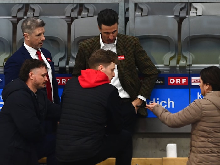 Die KAC-Trainer Furey (li.) und Fischer waren geschockt.