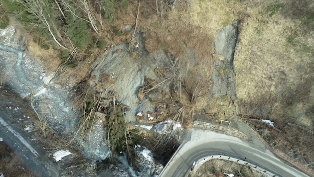 Hangmuren bedrohen Straßen und Bahnstrecken – und werden immer häufiger.
