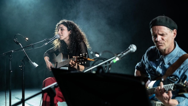 Johanna Egger und Theo Helm gestalten einen Liederabend zur Todsünde „Habgier“.