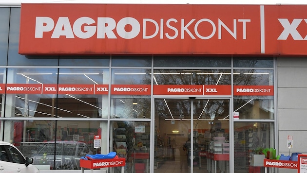 Einzelne größere Libro-Filialen sollen schrittweise mit dem Büroartikel-Händler Pagro ...