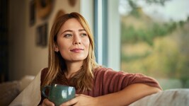 Ausreichend zu trinken, ist gegen Blasenentzündung essenziell.