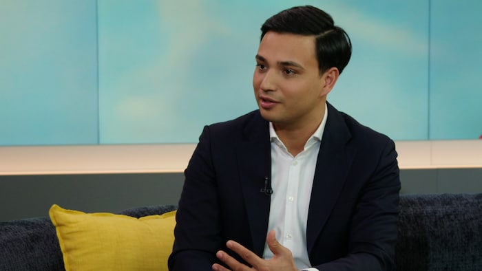 NEOS-Klubchef Yannik Shetty im krone.tv-Talk