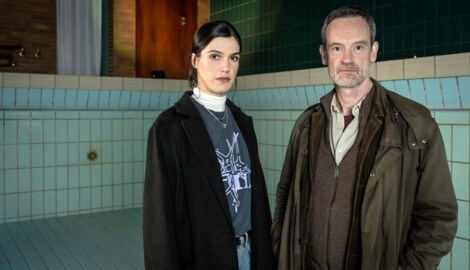 Sophia Mercedes Burtscher Leo Sturm (Sophia Mercedes Burtscher) und Peter Faber (Jörg Hartmann)