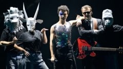 Cosmó holte sich mit seinem Song „Tanzschein“ in der ORF-Show „Vienna Calling“ das Ticket für ...