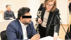 Danny K. mit seiner Verteidigerin Astrid Wagner im Wiener Landl.