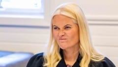 Eine alte Dating-Show mit Kronprinzessin Mette-Marit ist wieder aufgetaucht – obwohl der Sender ...