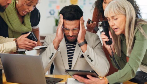 Auch mit viel Training kann das menschliche Gehirn zwei Aufgaben nicht wirklich gleichzeitig ...