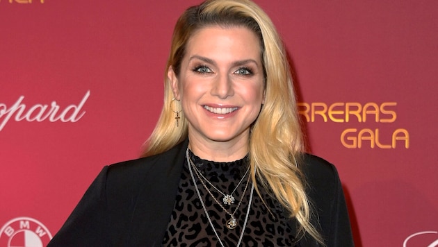 Jeanette Biedermann bestätigte jetzt auf Instagram: „Jetzt ist es raus! Ja, ich bin schwanger!“