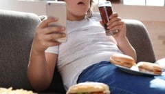 Viele Jugendliche empfinden sich als zu dick – der Wunsch, abzunehmen, ist entsprechend groß.