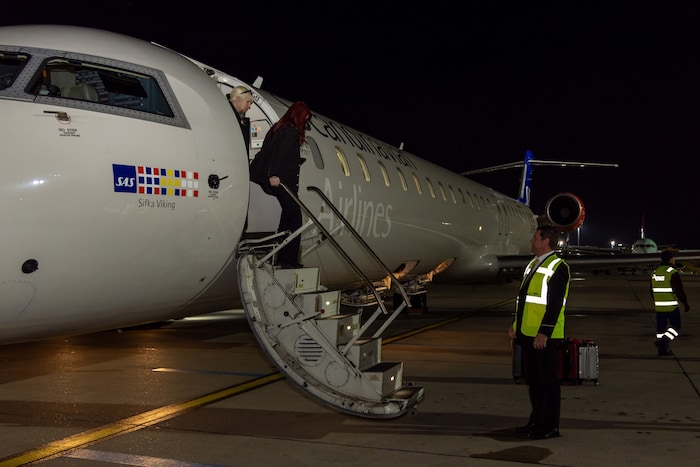 Mittwochabend in Wien: Presley kam via Kopenhagen aus Los Angeles an. Ihr Koffer blieb in ...