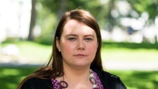 Sorge um Natascha Kampusch. Ihre Familie machte öffentlich, dass sie einen Zusammenbruch ...