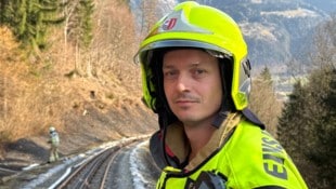 Feuerwehrkommandant Aschenwald kritisiert die ursprüngliche Ein-Mann-Brandsicherung.