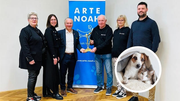 Silvia Nagy, Carina Hödl, Josef Ober, Ludwig Haas, Gaby Haas, Philipp Huemer (v.l.n.r.) vergeben ...