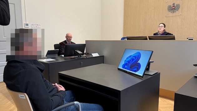 Der Dornbirner „John Wayne“ wurde am LG Feldkirch wegen schwerer Nötigung zu einer bedingten ...