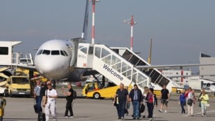 Ab Herbst soll die Strecke Linz-Frankfurt mit bis zu drei täglichen Flügen in jede Richtung dann ...