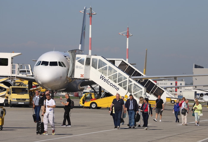 Der Flughafen in Linz-Hörsching ist wieder für den Verkehr freigegeben.