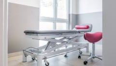 Der 44-jährige Tatverdächtige war als externer Physiotherapeut tätig und wurde bereits am Montag ...