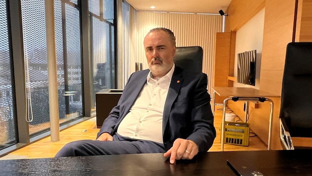 Doskozil reagiert verärgert auf die Preispolitik im Bund, was die Treibstoffe betrifft: „Vor ...