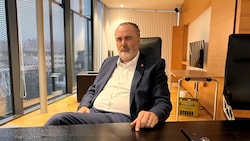 Doskozil reagiert verärgert auf die Preispolitik im Bund, was die Treibstoffe betrifft: „Vor ...