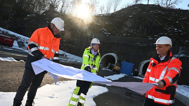 2022 wurde noch gebaut, nun fährt die Koralmbahn auf der neuen Strecke, auch durch den ...