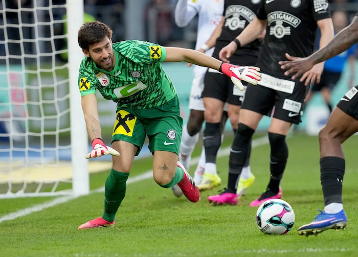 Steht in Wien zwischen den Pfosten: Sturm-Goalie Matteo Bignetti