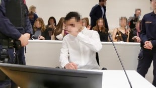 Der 25-Jährige im Wiener Landl meint, selber Opfer von Gewalt geworden zu sein.