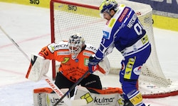 VSV prallte im Play-off immer wieder an Graz-Keeper Maxime Lagace ab.