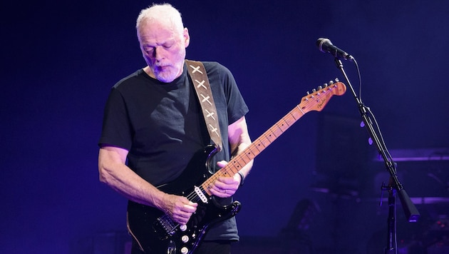 „The Black Strat“, die David Gilmour auf sechs Pink-Floyd-Alben spielte. 2016 kam sie bei einem ...
