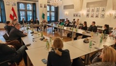 Gemeinsame Sitzung im steirischen Landtagsklub der FPÖ mit FP-Landesrat Amesbauer