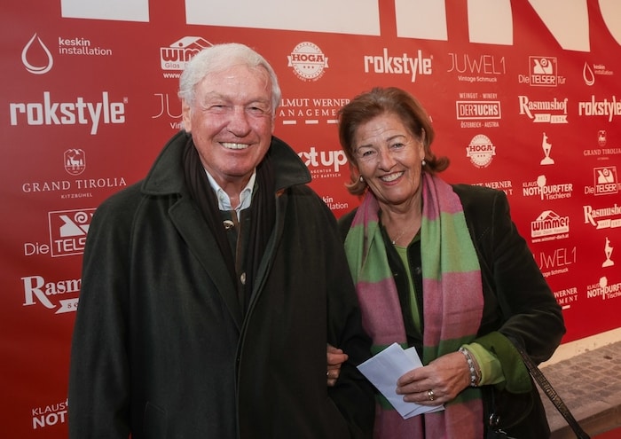 Stanglwirt Balthasar Hauser mit seiner Ehefrau Magdalena im Kno dabei.