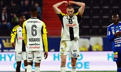 Saša Kalajdžić kann es nicht fassen – für den LASK hat es gegen den TSV Hartberg keinen Dreier ...
