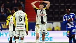 Saša Kalajdžić kann es nicht fassen – für den LASK hat es gegen den TSV Hartberg keinen Dreier ...