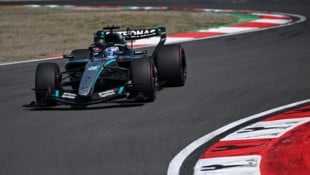 George Russell gewann den Sprint in China.