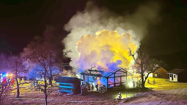 Die Hütte wurde durch den Vollbrand zerstört.