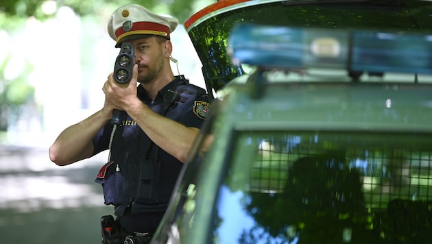 Über 70 km/h zu schnell war der 19-Jährige unterwegs (Symbolbild)