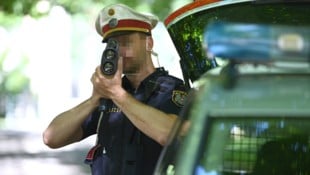 Über 70 km/h zu schnell war der 19-Jährige unterwegs (Symbolbild)