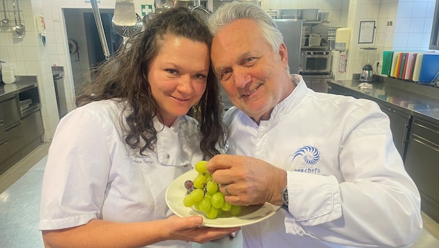 Küchenchef Peter Springer mit „seiner“ Evamaria, deren Liebe ihm durch sehr schwierige Zeiten ...