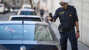 Juerg Christandl Weil er kurz weg musste, wurde ein Rieder (77) in der Ladezone vor seinem Haus gestraft.