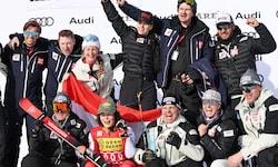 Großer Jubel bei Julia Scheib und ihr Team!