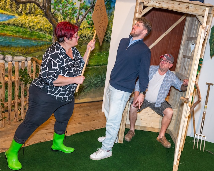 Turbulente Szenen und viel Humor im Theaterstück „Klimawahnsinn“.