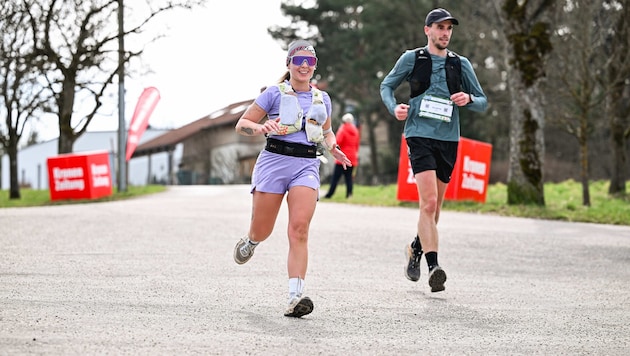 Im Laufschritt fröhlich bergab.