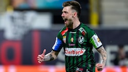 Der Jubel von Philipp Pomer, nachdem er per Elfer zum 2:1 für die SV Ried getroffen hat …